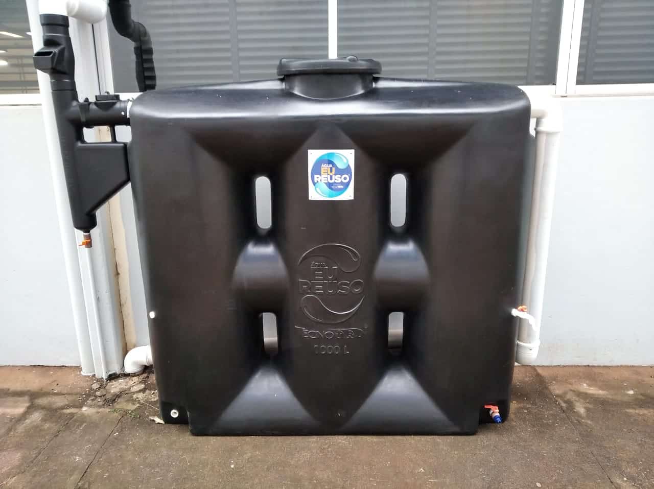 Cisterna verrtical modular 1000 litros conficlima